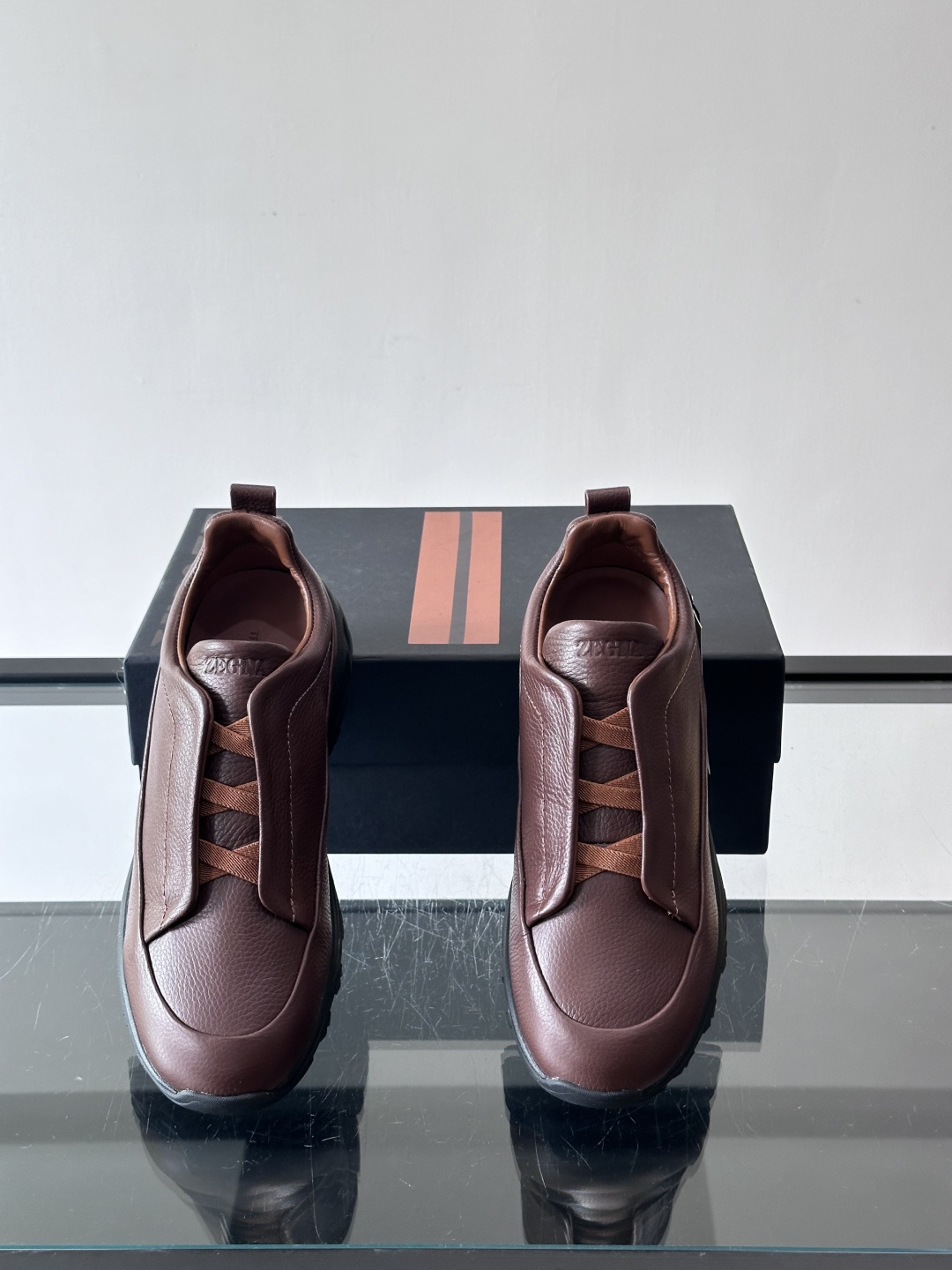 杰尼亚 TriPle Stitch™ Monte休闲鞋👟牛皮＋标志性三重交叉松紧，致敬手工缝制工艺。灵感