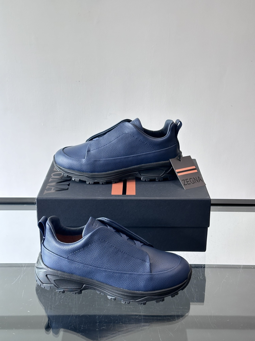 杰尼亚 TriPle Stitch™ Monte休闲鞋👟牛皮＋标志性三重交叉松紧，致敬手工缝制工艺。灵感