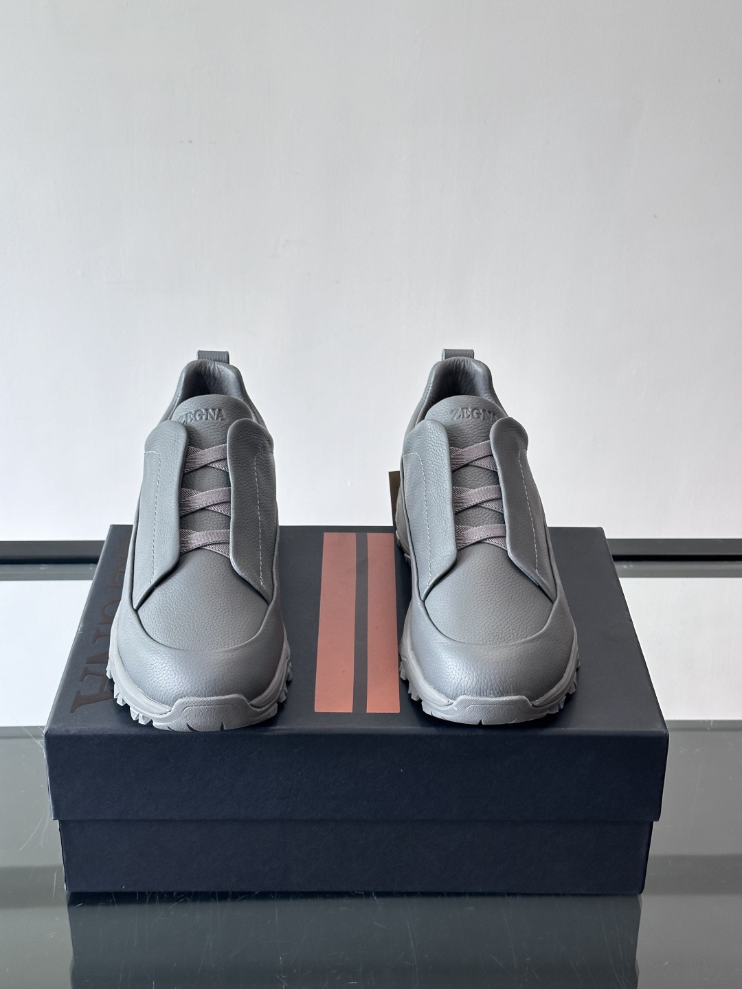 杰尼亚 TriPle Stitch™ Monte休闲鞋👟牛皮＋标志性三重交叉松紧，致敬手工缝制工艺。灵感