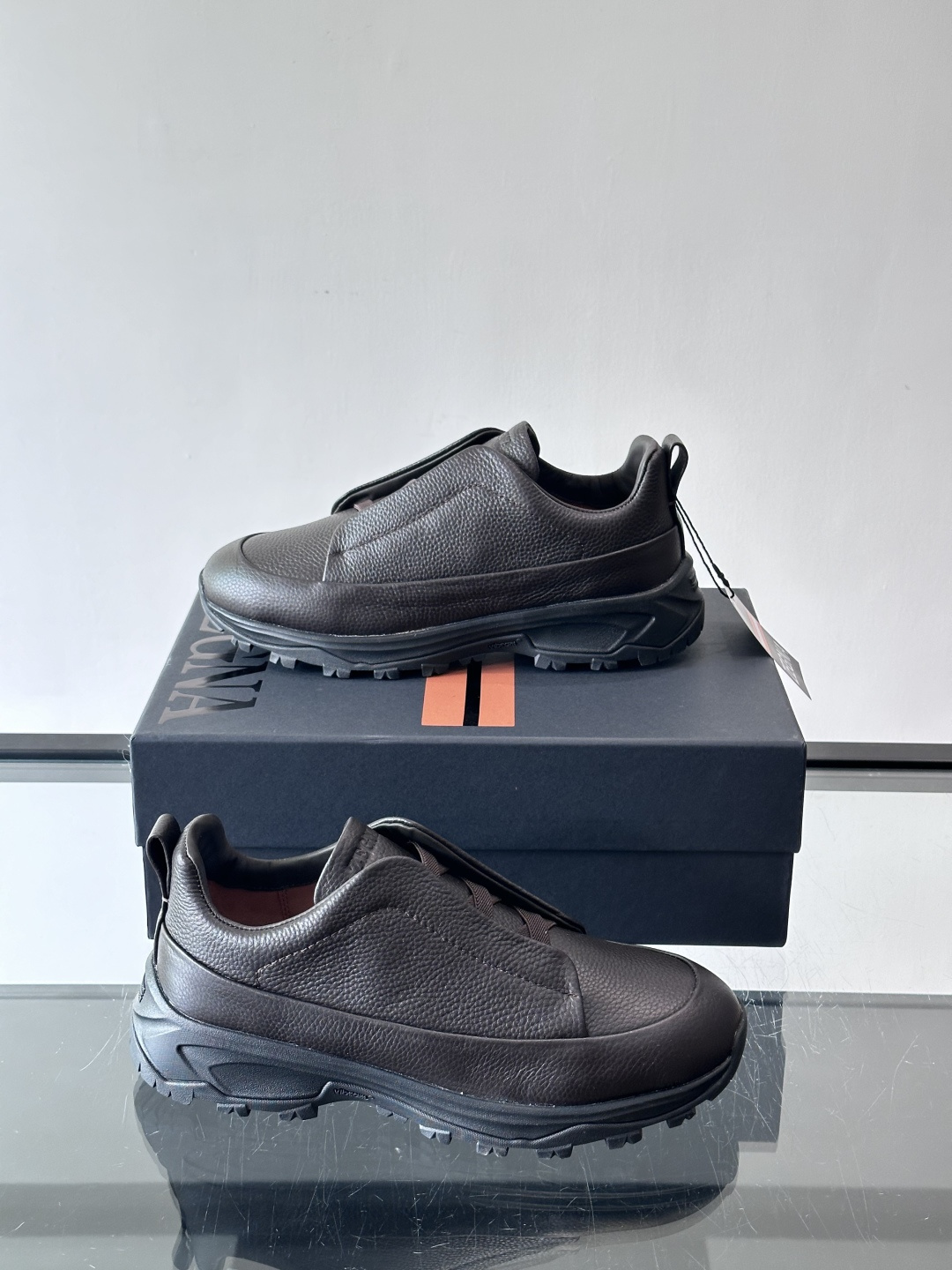 杰尼亚 TriPle Stitch™ Monte休闲鞋👟牛皮＋标志性三重交叉松紧，致敬手工缝制工艺。灵感