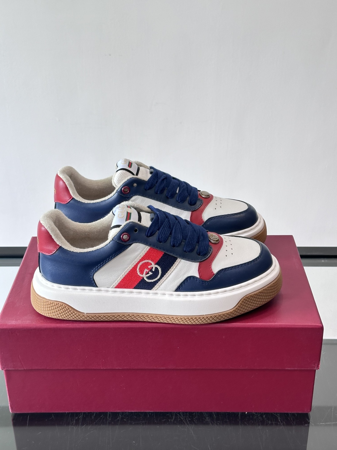 ◾️▫️Gucci男士厚底饼干鞋运动鞋，这款的舒适度真的很绝，超级轻便舒适百搭，👍必备单品，这款单品充满