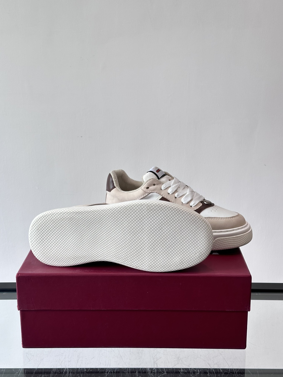 ◾️▫️Gucci男士厚底饼干鞋运动鞋，这款的舒适度真的很绝，超级轻便舒适百搭，👍必备单品，这款单品充满