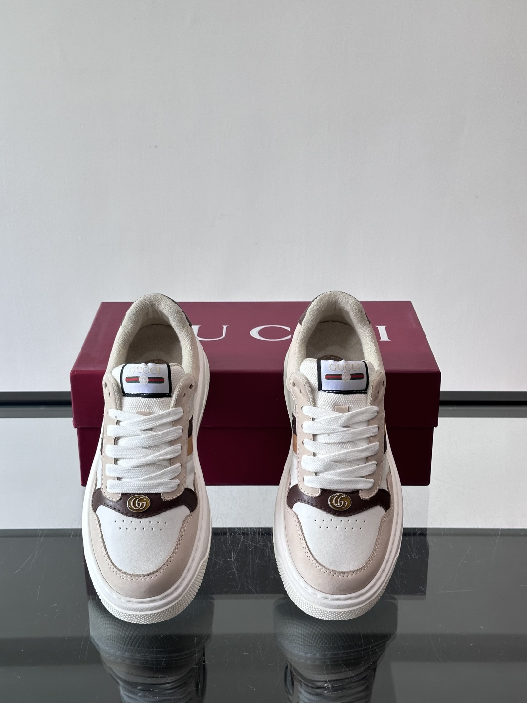◾️▫️Gucci男士厚底饼干鞋运动鞋，这款的舒适度真的很绝，超级轻便舒适百搭，👍必备单品，这款单品充满
