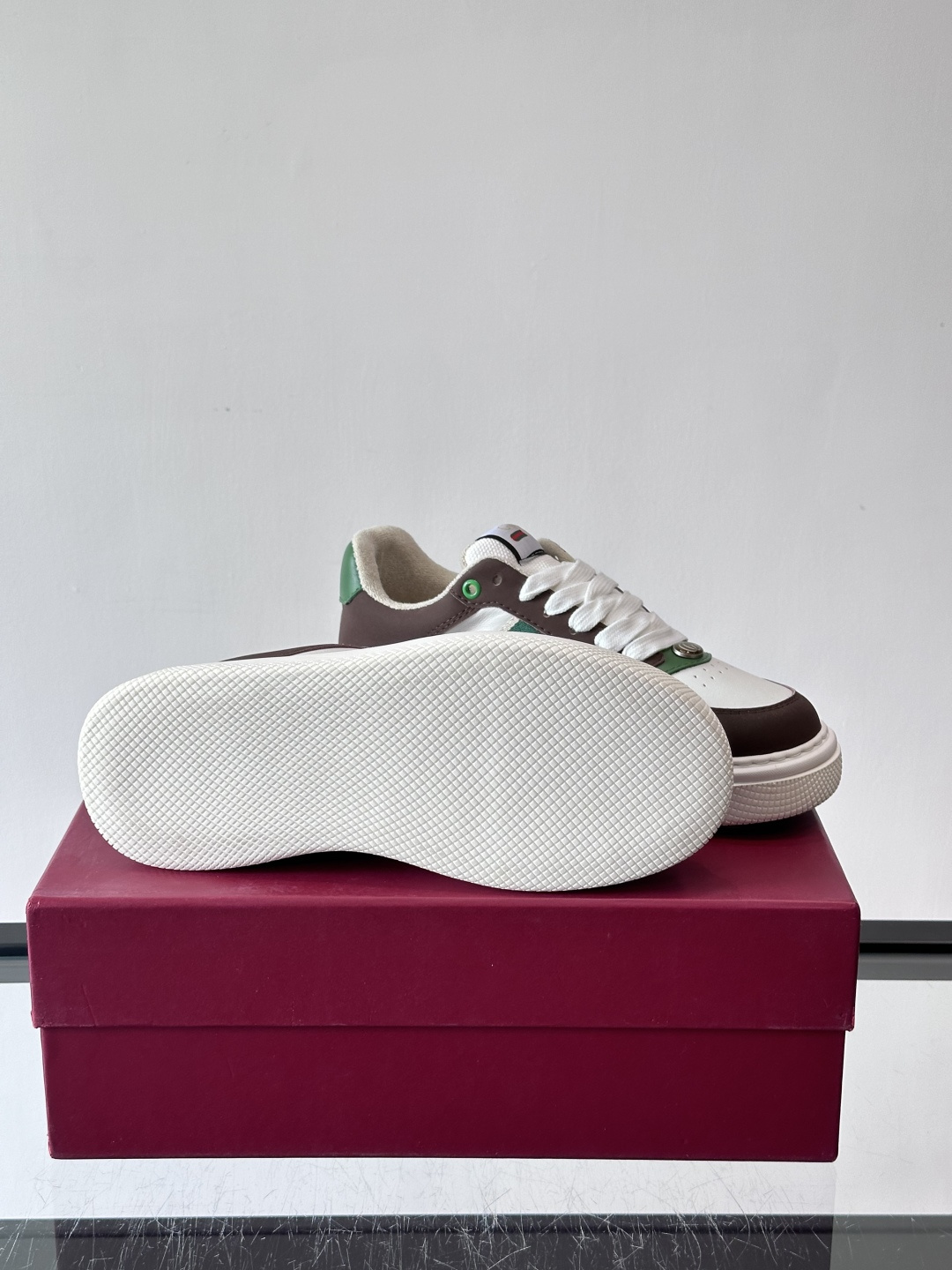 ◾️▫️Gucci男士厚底饼干鞋运动鞋，这款的舒适度真的很绝，超级轻便舒适百搭，👍必备单品，这款单品充满