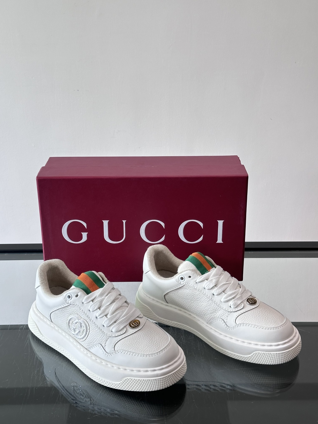 ◾️▫️Gucci男士厚底饼干鞋运动鞋，这款的舒适度真的很绝，超级轻便舒适百搭，👍必备单品，这款单品充满