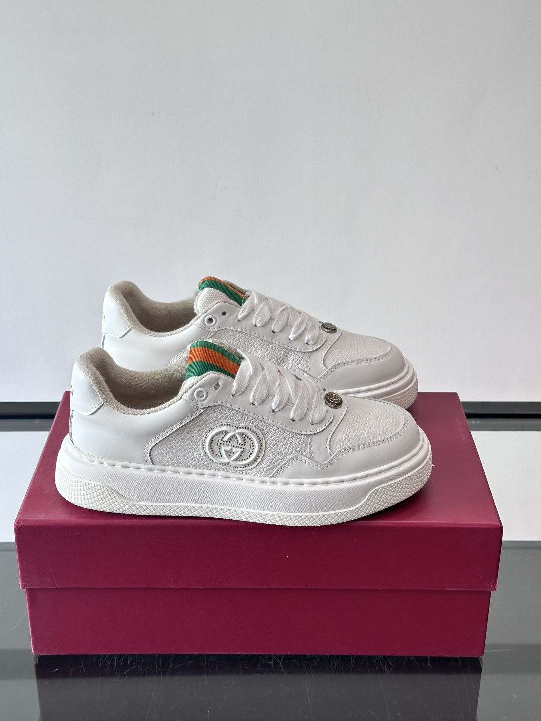 ◾️▫️Gucci男士厚底饼干鞋运动鞋，这款的舒适度真的很绝，超级轻便舒适百搭，👍必备单品，这款单品充满