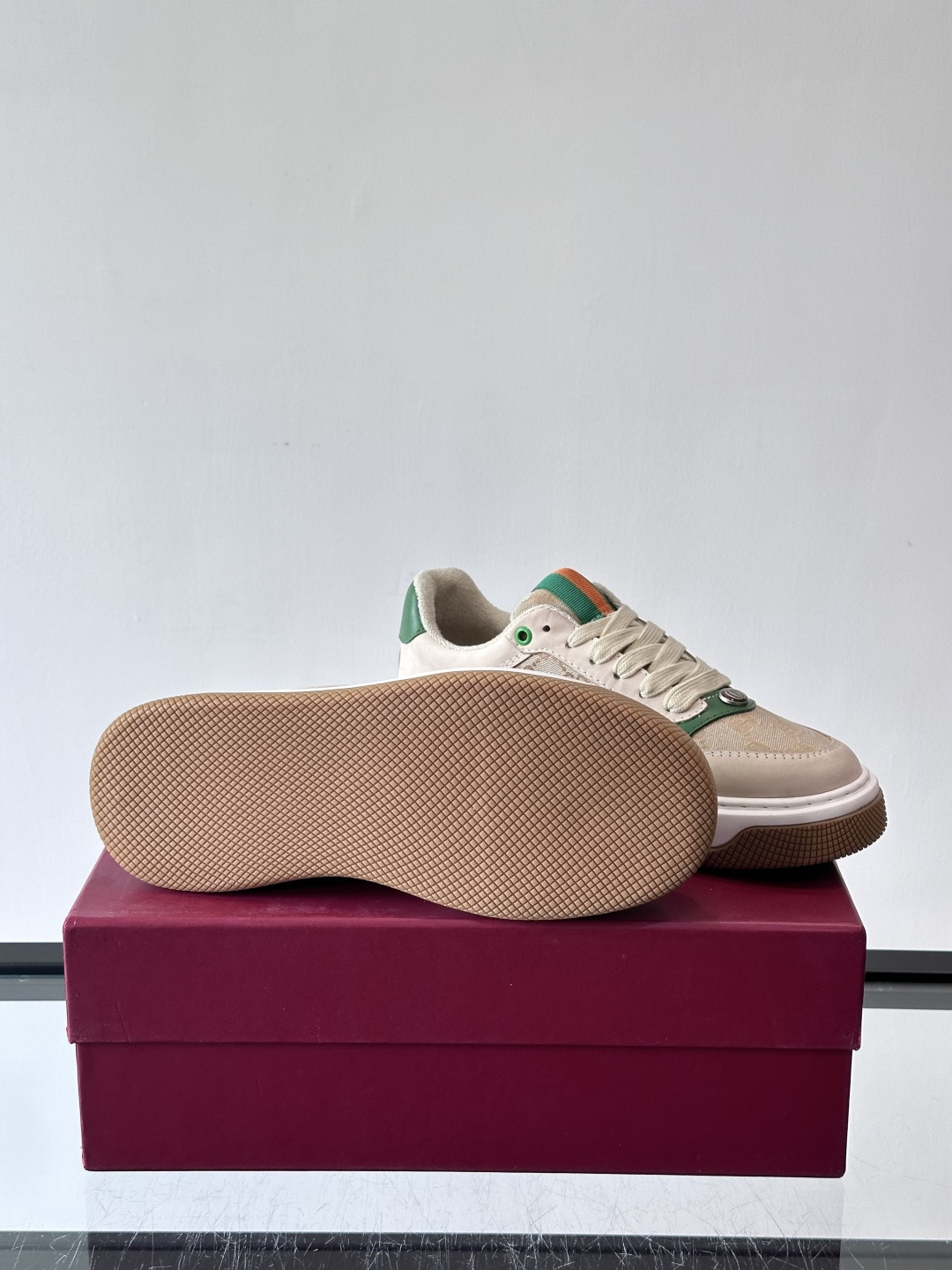 ◾️▫️Gucci男士厚底饼干鞋运动鞋，这款的舒适度真的很绝，超级轻便舒适百搭，👍必备单品，这款单品充满