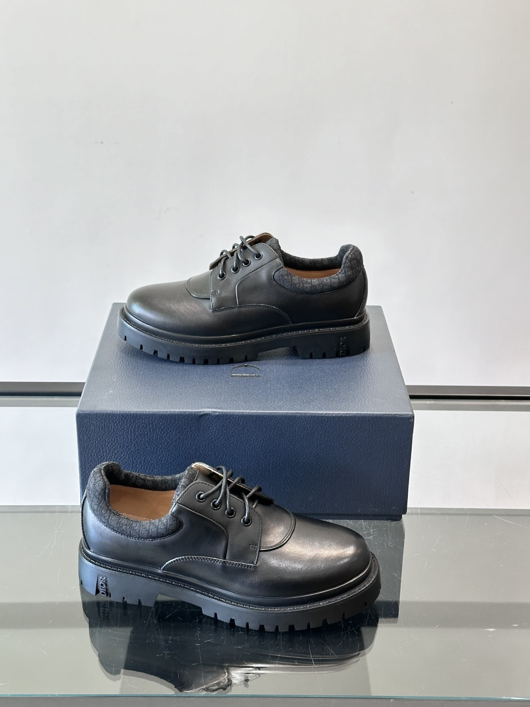 Dior 2026春季ExPlor德比鞋，黑色皮革+Oblique印花拼接，细节满分！厚底橡胶鞋底，防滑