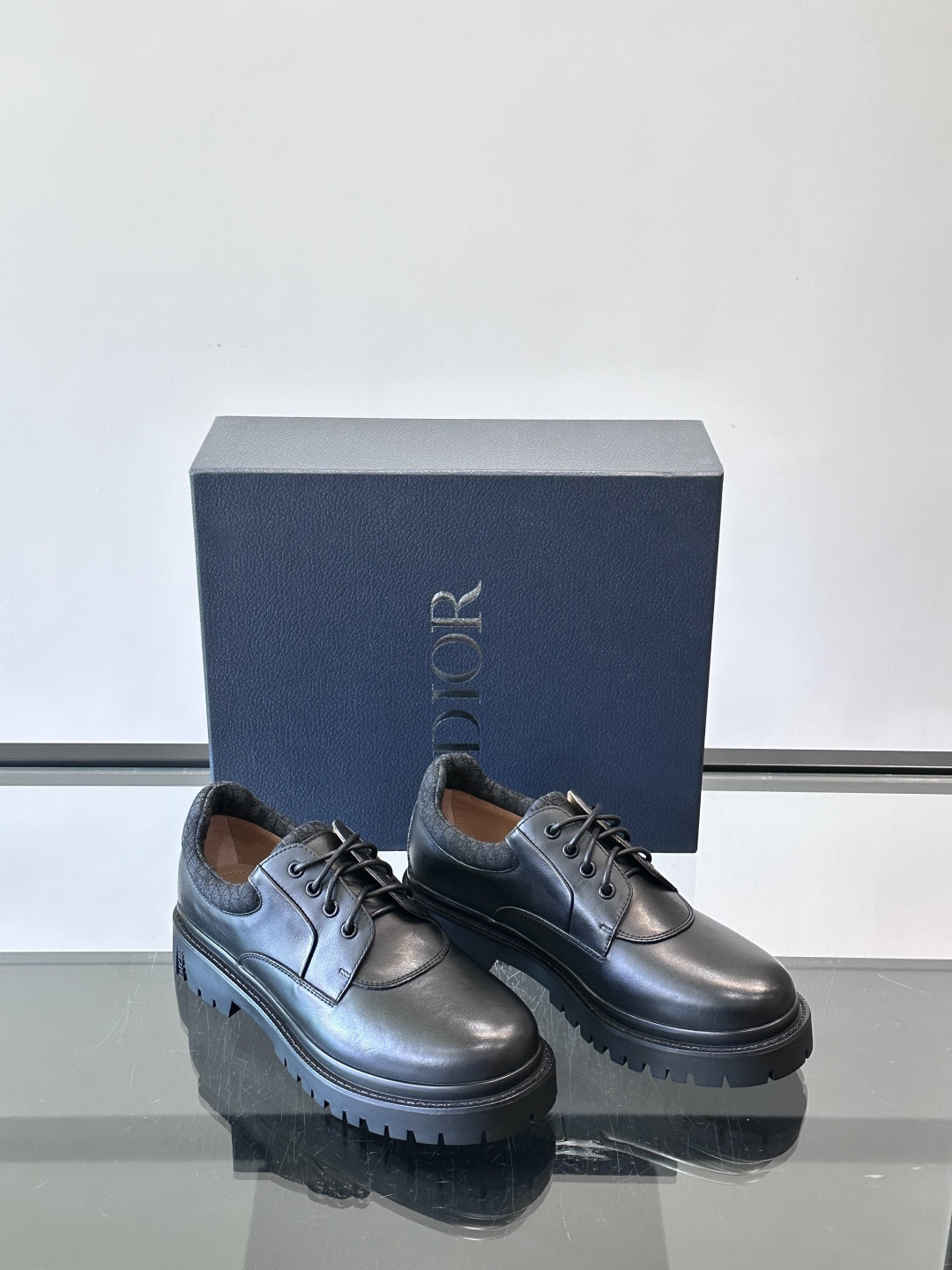 Dior 2026春季ExPlor德比鞋，黑色皮革+Oblique印花拼接，细节满分！厚底橡胶鞋底，防滑