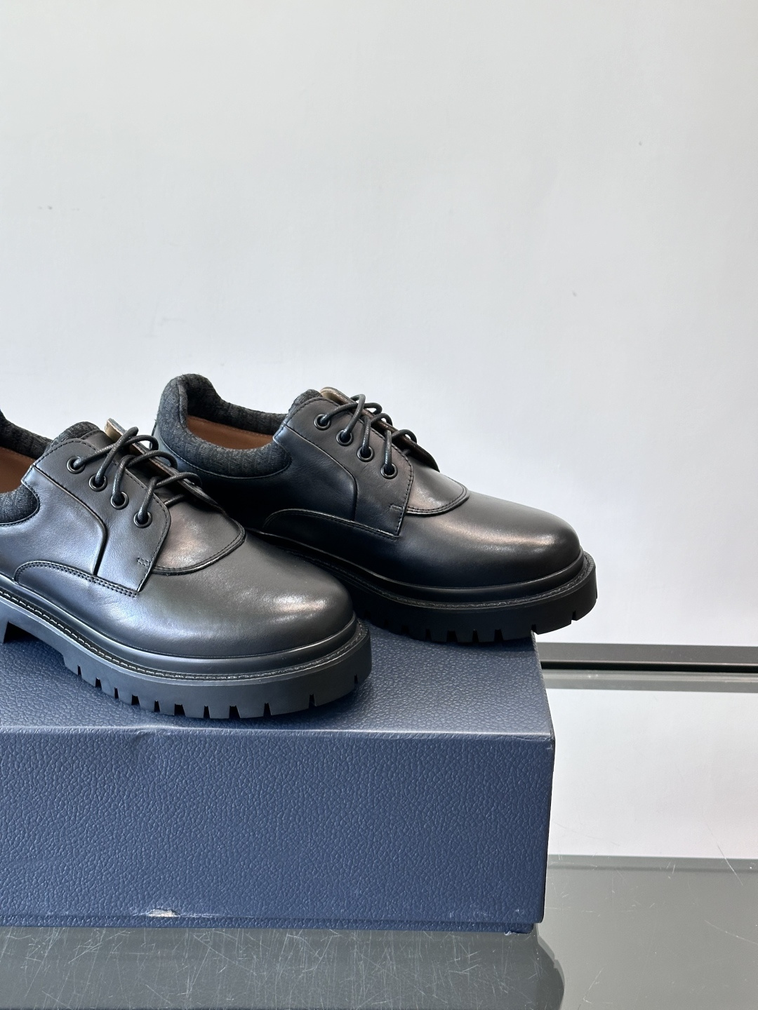 Dior 2026春季ExPlor德比鞋，黑色皮革+Oblique印花拼接，细节满分！厚底橡胶鞋底，防滑