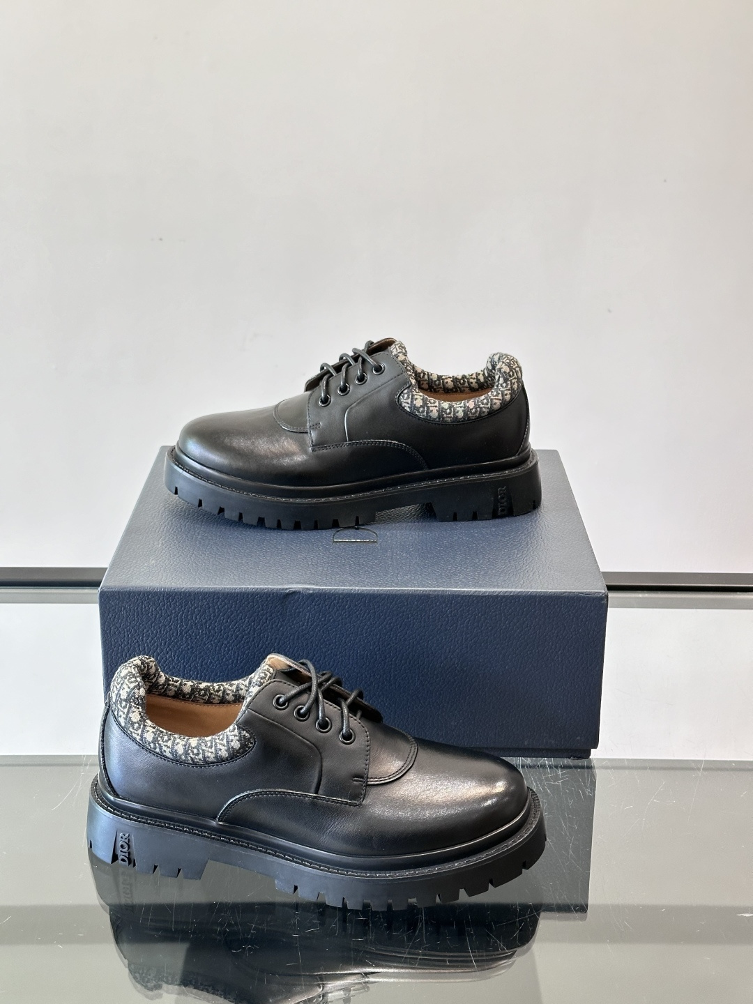 Dior 2026春季ExPlor德比鞋，黑色皮革+Oblique印花拼接，细节满分！厚底橡胶鞋底，防滑