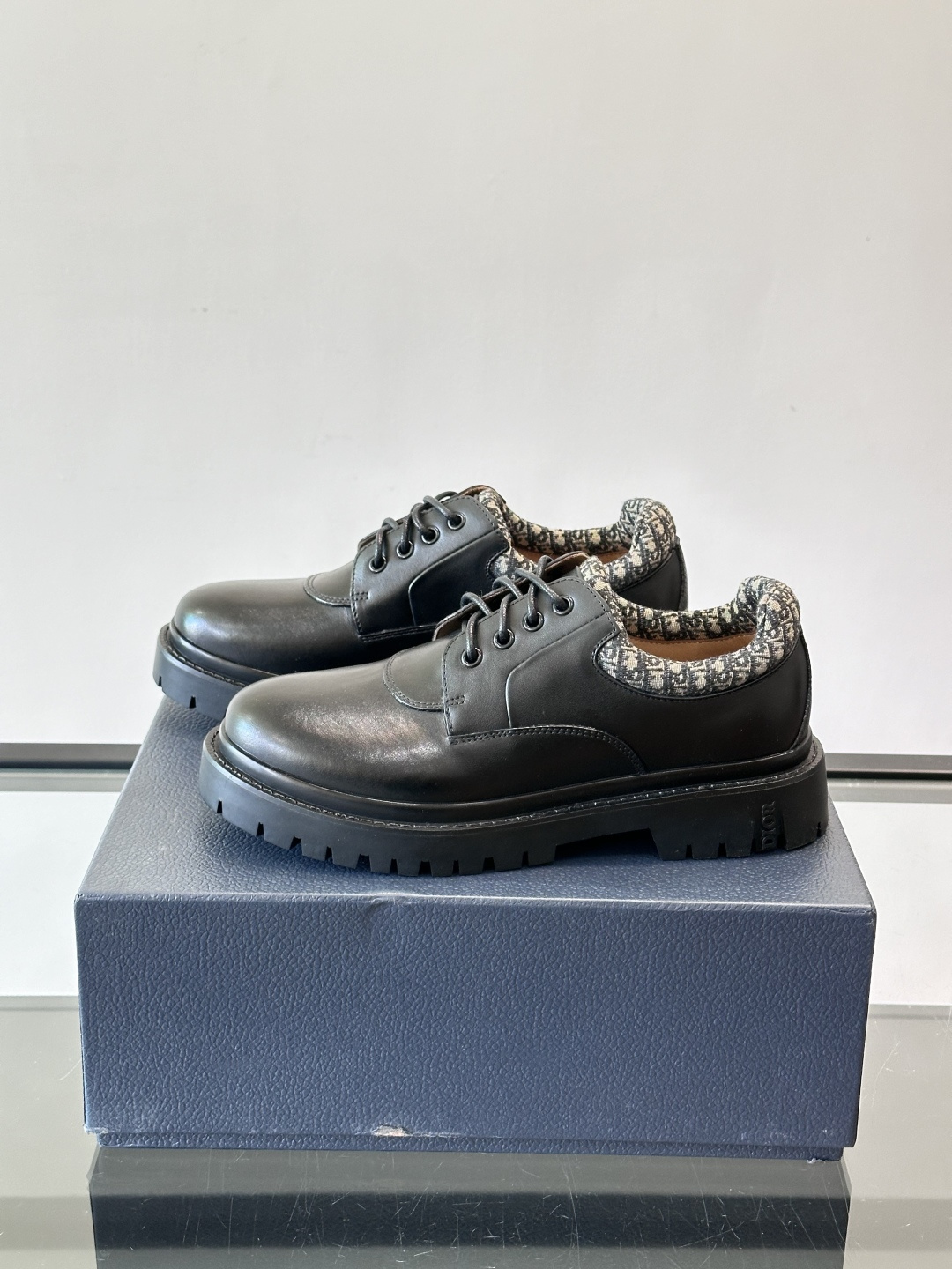 Dior 2026春季ExPlor德比鞋，黑色皮革+Oblique印花拼接，细节满分！厚底橡胶鞋底，防滑