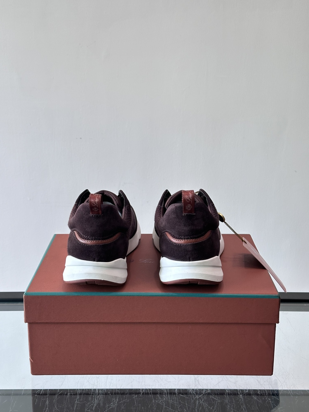 Loro Piana Modular Walk休闲鞋，羊毛针织+牛反绒拼接，质感细腻又高级。高弹乳胶鞋垫