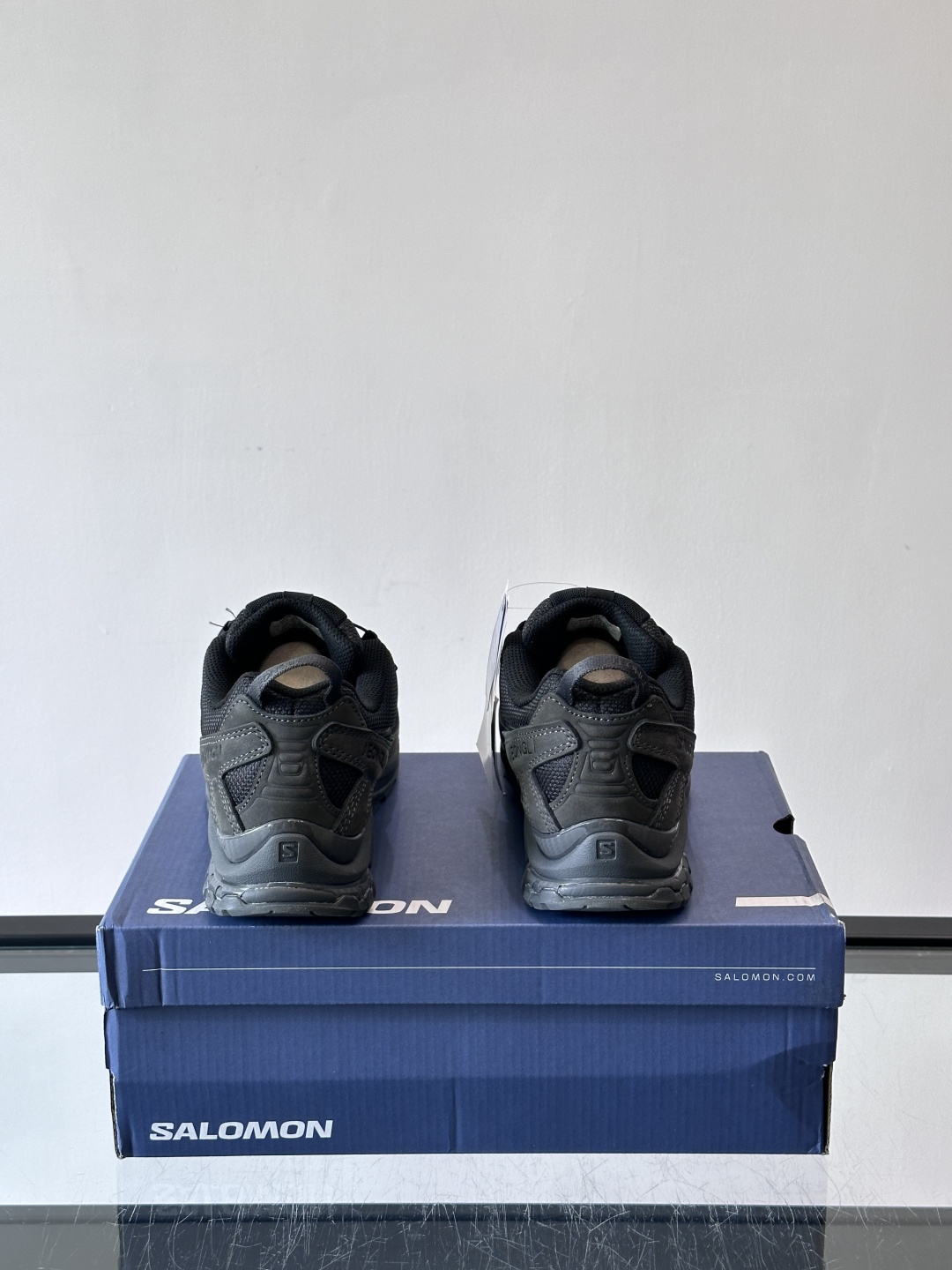 Salomon x Jeong Li联名徒步鞋✅法国户外品牌Salomon携手韩国设计师Jeong Li