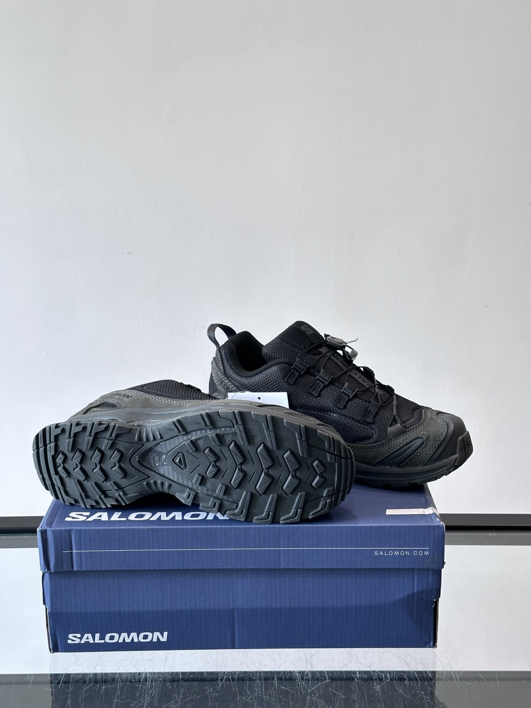 Salomon x Jeong Li联名徒步鞋✅法国户外品牌Salomon携手韩国设计师Jeong Li