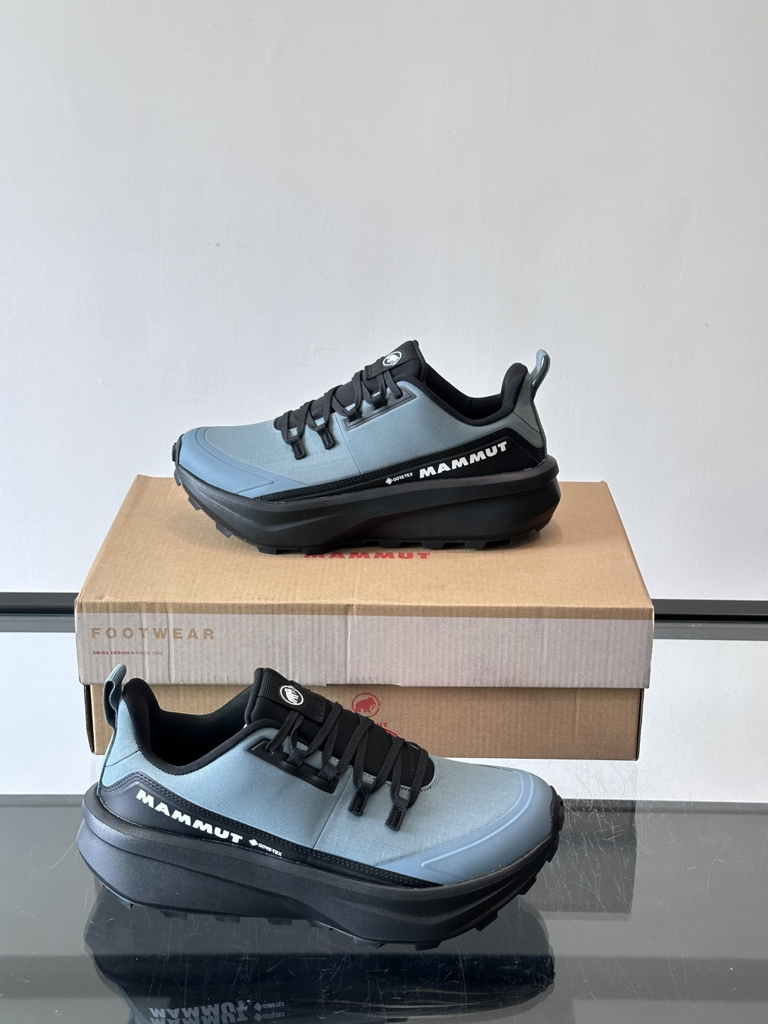 猛犸象Aenergy Hike Low GTX徒步鞋，专为户外徒步设计，Gore-Tex防水透气，潮湿环