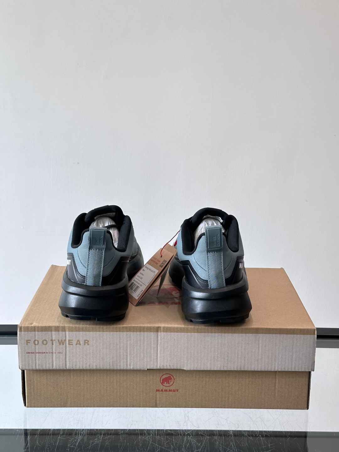 猛犸象Aenergy Hike Low GTX徒步鞋，专为户外徒步设计，Gore-Tex防水透气，潮湿环