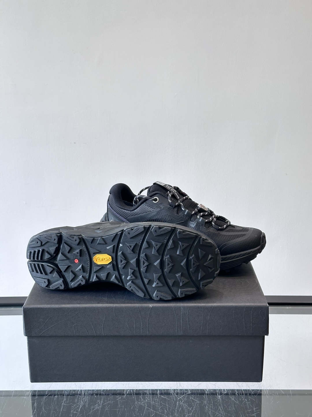 凯乐石山行-2 GTX徒步鞋，专为轻装徒步和城市通勤设计，GORE-TEX防水内靴，湿滑环境也能保持双脚