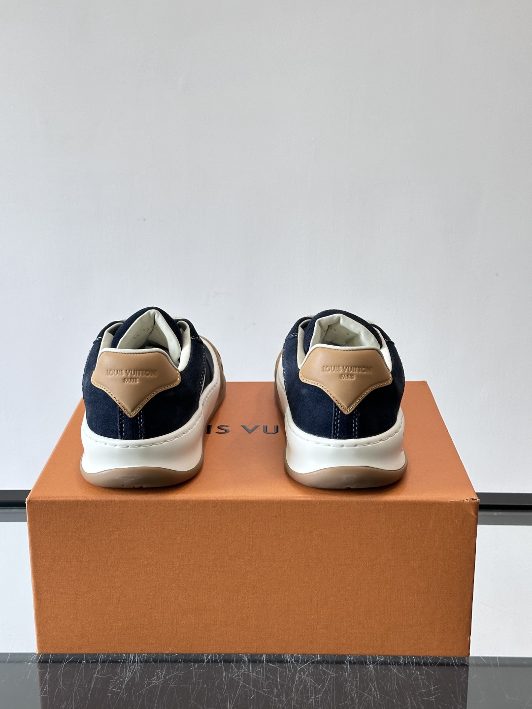 ​​LV Tilted饼干鞋​情侣款👫​👟LV Tilted饼干鞋是路易威登SS26春夏系列新品，采用绒