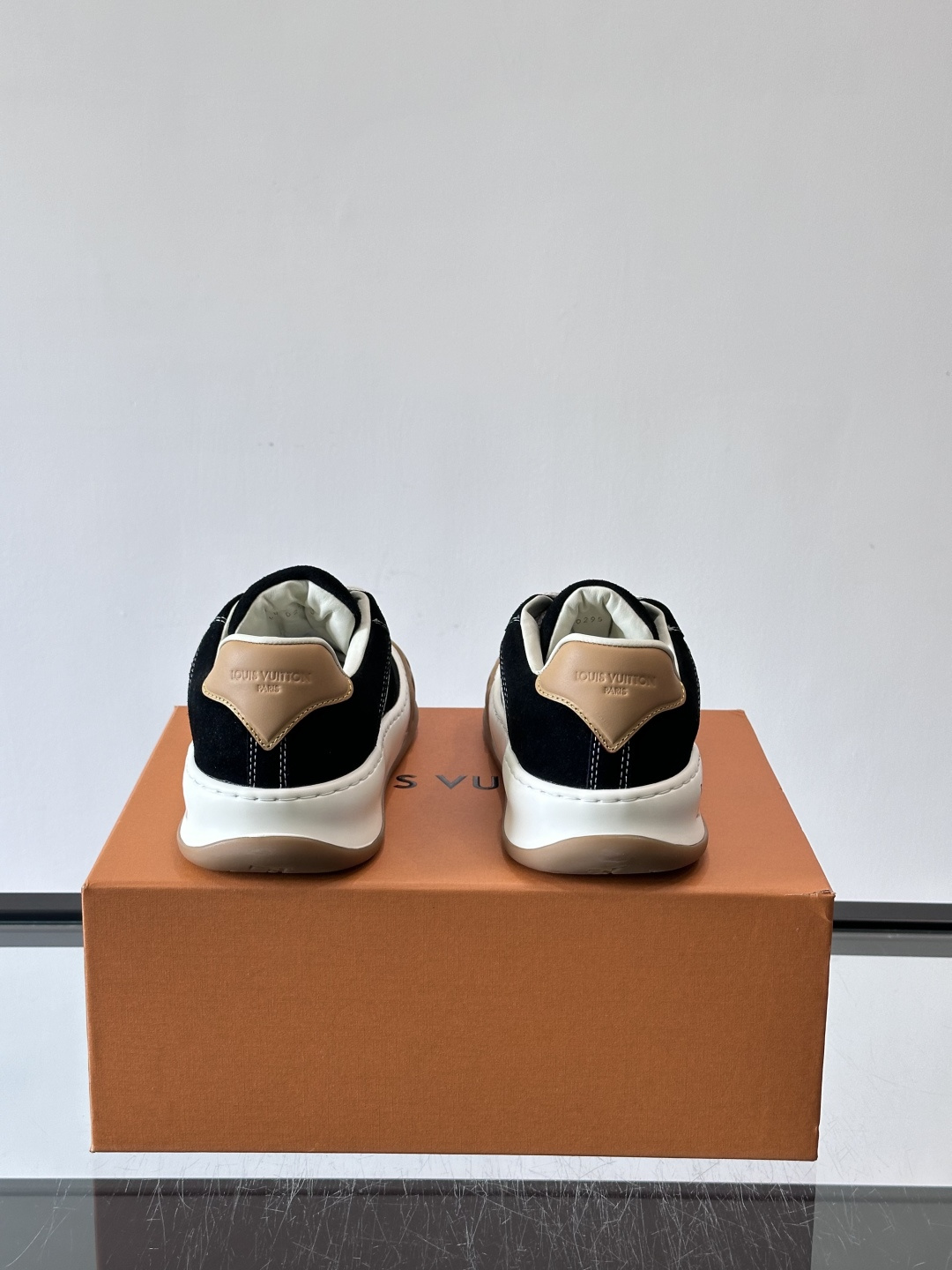 ​​LV Tilted饼干鞋​情侣款👫​👟LV Tilted饼干鞋是路易威登SS26春夏系列新品，采用绒