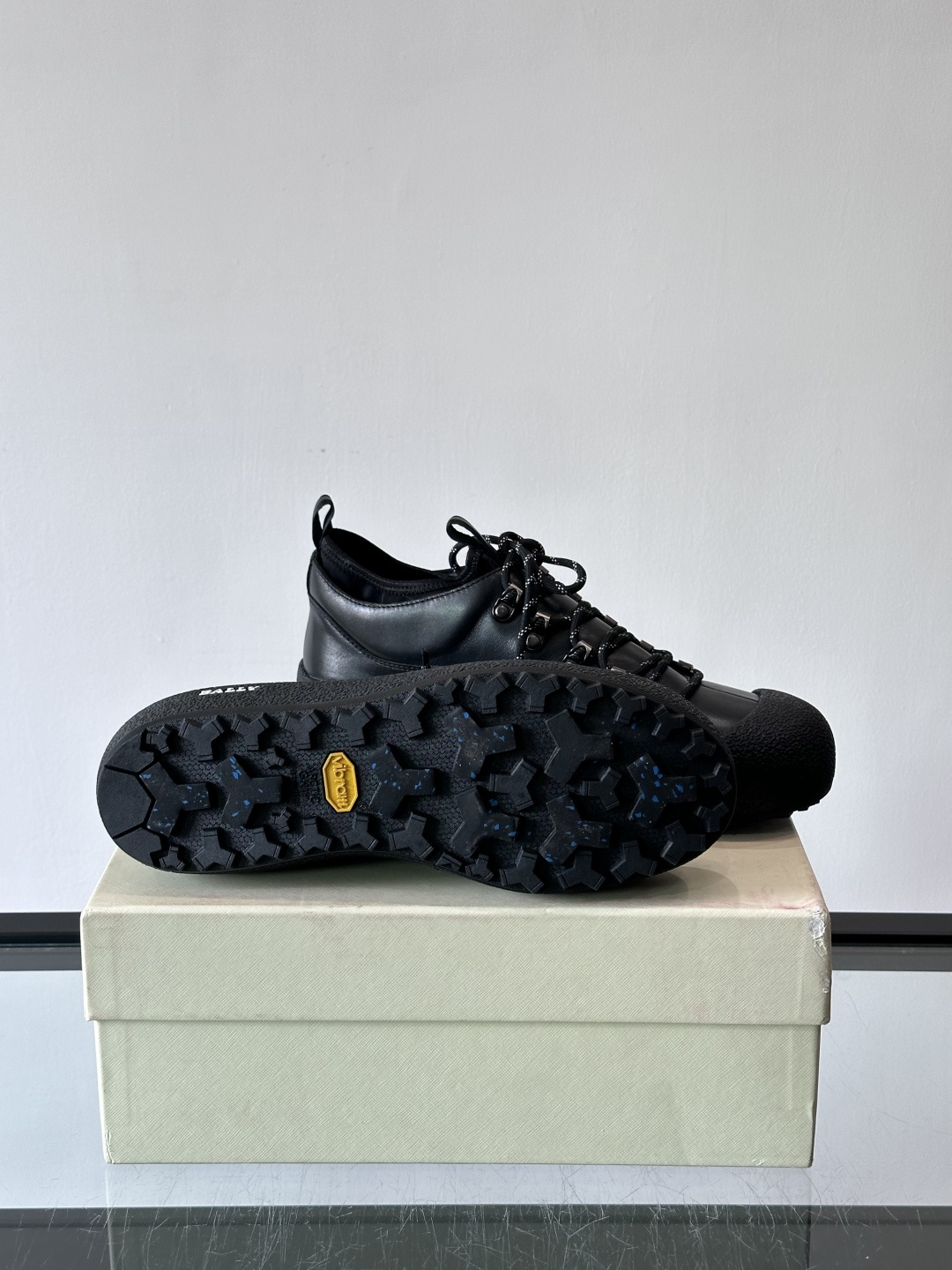 🖤BALLY Modular雪地靴，秋冬新品，采用雾面牛皮+小牛皮拼接，弹力织物鞋口，套脚or系带都OK