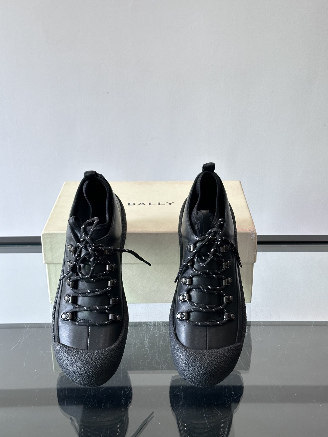 🖤BALLY Modular雪地靴，秋冬新品，采用雾面牛皮+小牛皮拼接，弹力织物鞋口，套脚or系带都OK