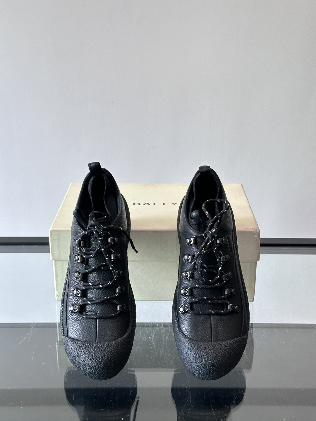 🖤BALLY Modular雪地靴，秋冬新品，采用雾面牛皮+小牛皮拼接，弹力织物鞋口，套脚or系带都OK