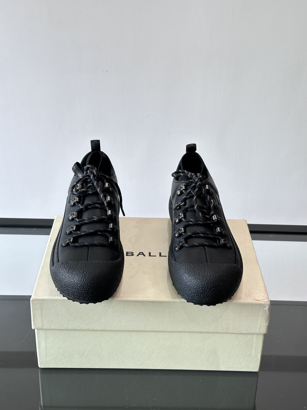 🖤BALLY Modular雪地靴，秋冬新品，采用雾面牛皮+小牛皮拼接，弹力织物鞋口，套脚or系带都OK