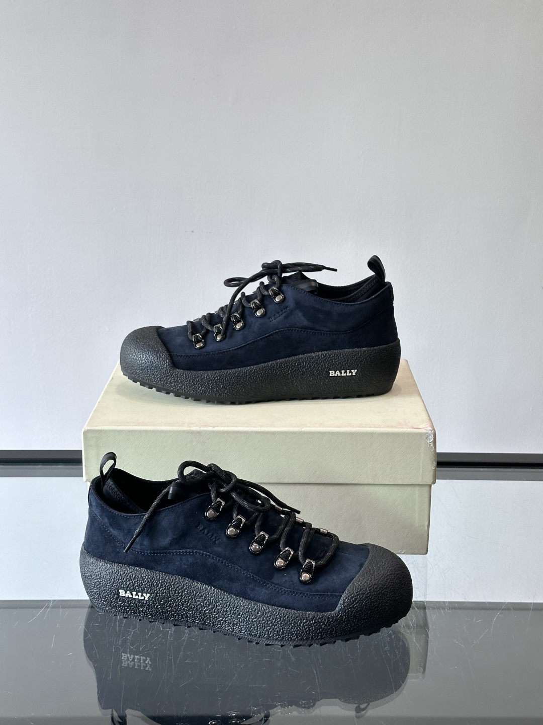 🖤BALLY Modular雪地靴，秋冬新品，采用雾面牛皮+小牛皮拼接，弹力织物鞋口，套脚or系带都OK