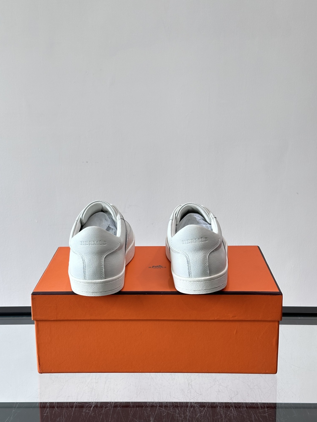 👟Hermes男士德训鞋，侧面“H”标志超有辨识度，简约又时髦！织物➕牛皮拼接，透气又耐穿，橡胶鞋底抓地