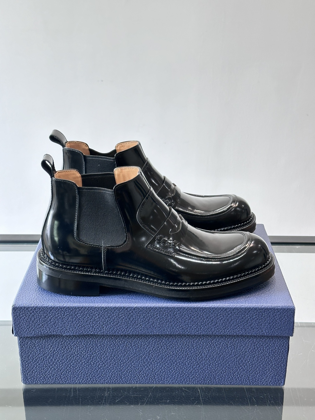 ◾️▫️Dio～r奢品男士高帮靴，纯手工制作，内外均为进口头层牛皮，高端精品精湛工艺，意大利进口双层真皮