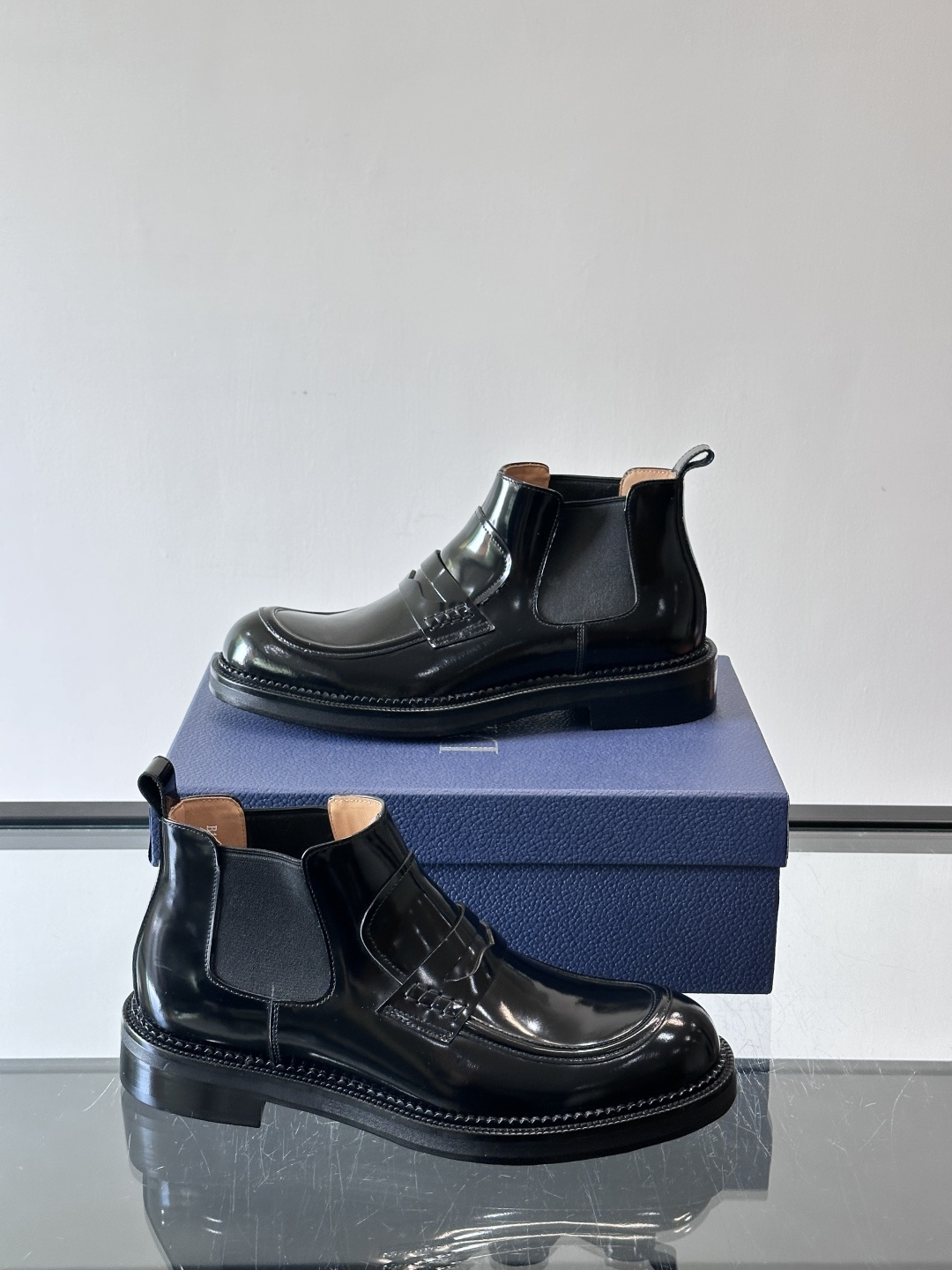 ◾️▫️Dio～r奢品男士高帮靴，纯手工制作，内外均为进口头层牛皮，高端精品精湛工艺，意大利进口双层真皮