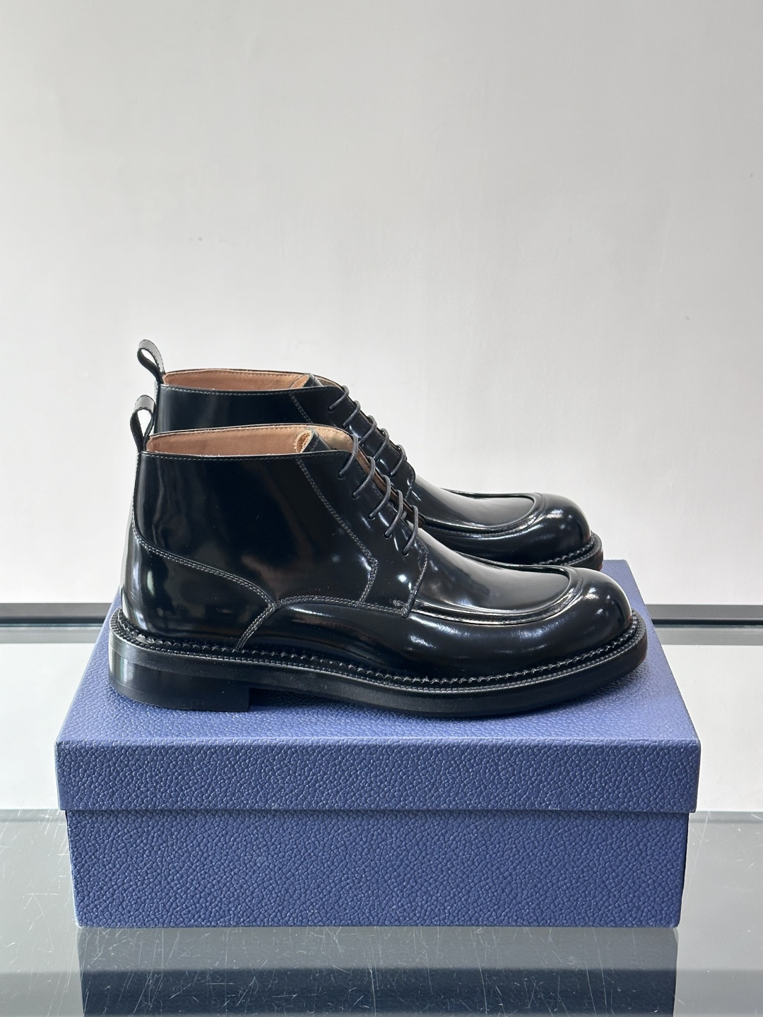 ◾️▫️Dio～r奢品男士高帮靴，纯手工制作，内外均为进口头层牛皮，高端精品精湛工艺，意大利进口双层真皮