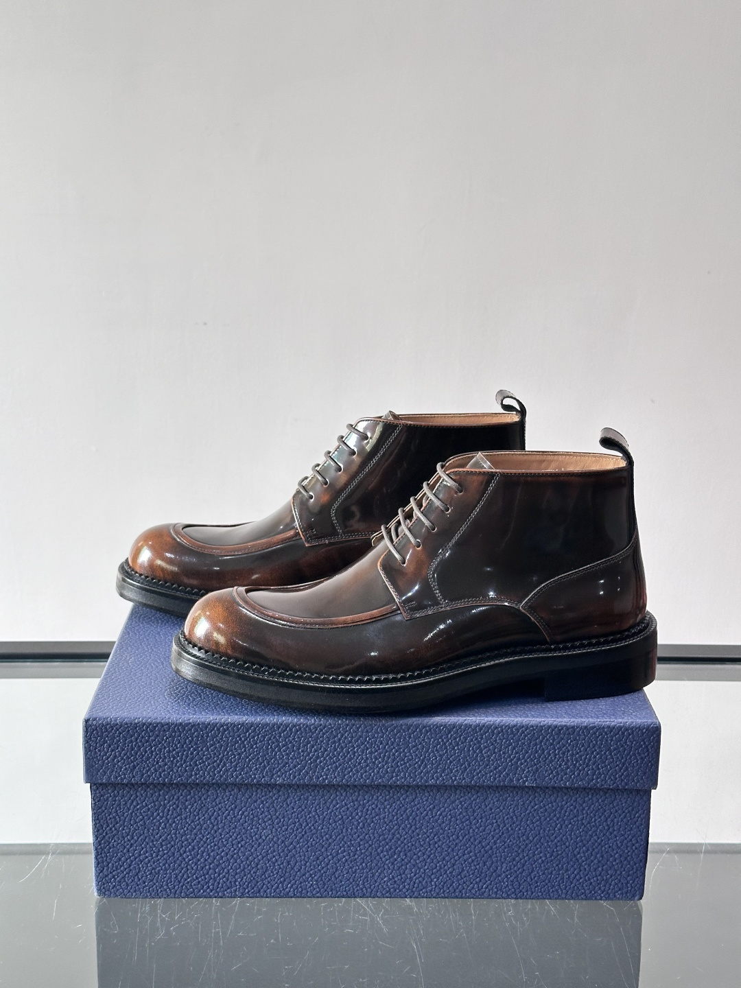◾️▫️Dio～r奢品男士高帮靴，纯手工制作，内外均为进口头层牛皮，高端精品精湛工艺，意大利进口双层真皮