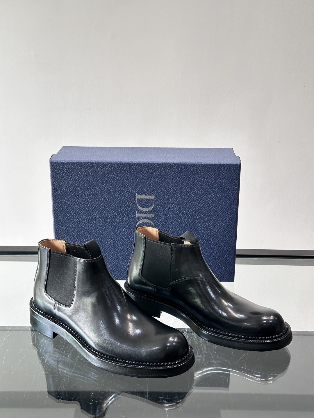 ◾️▫️Dio～r奢品男士高帮靴，纯手工制作，内外均为进口头层牛皮，高端精品精湛工艺，意大利进口双层真皮