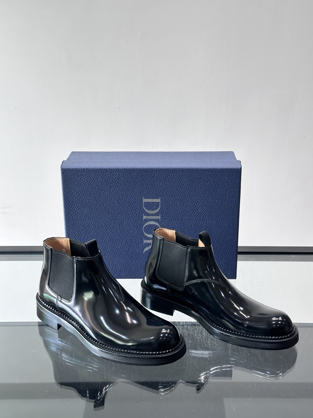 ◾️▫️Dio～r奢品男士高帮靴，纯手工制作，内外均为进口头层牛皮，高端精品精湛工艺，意大利进口双层真皮