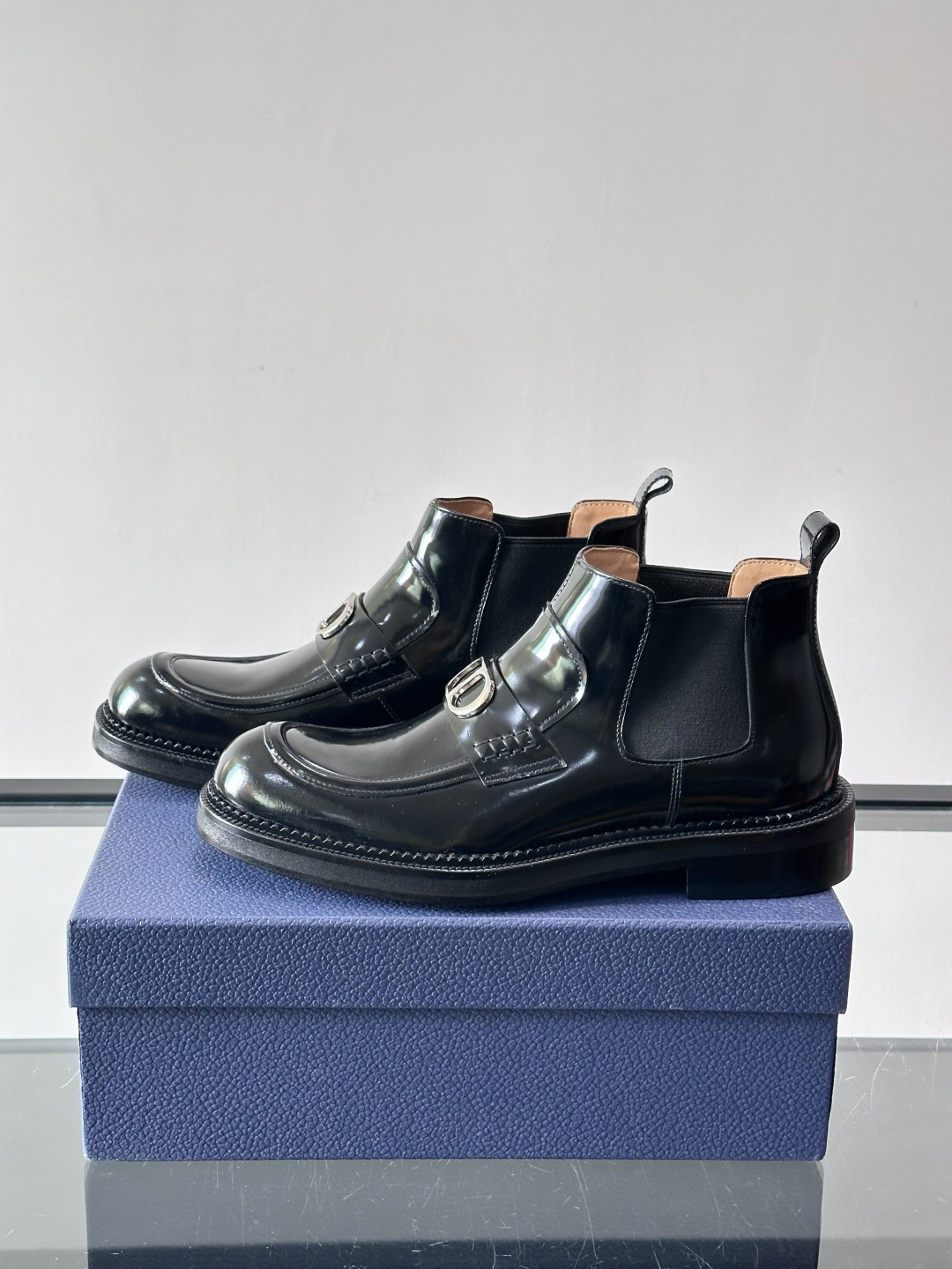 ◾️▫️Dio～r奢品男士高帮靴，纯手工制作，内外均为进口头层牛皮，高端精品精湛工艺，意大利进口双层真皮