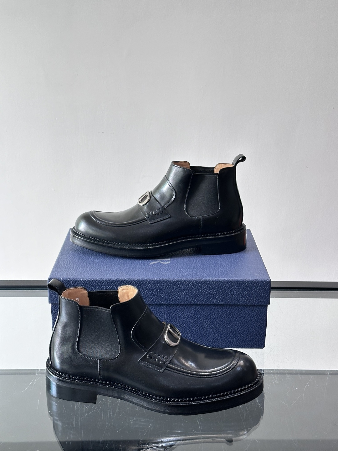 ◾️▫️Dio～r奢品男士高帮靴，纯手工制作，内外均为进口头层牛皮，高端精品精湛工艺，意大利进口双层真皮