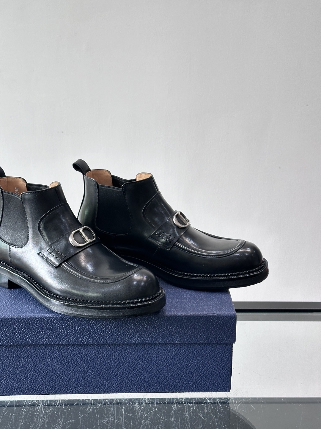 ◾️▫️Dio～r奢品男士高帮靴，纯手工制作，内外均为进口头层牛皮，高端精品精湛工艺，意大利进口双层真皮