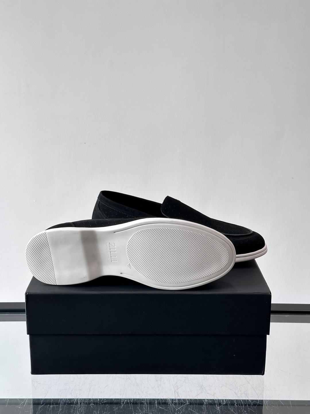 ZILLI法国顶奢男鞋👞ZILLI目之所及‼️简约风貌随心而行。‼️神形兼备，谱写男士魅力。👀棱角之间，