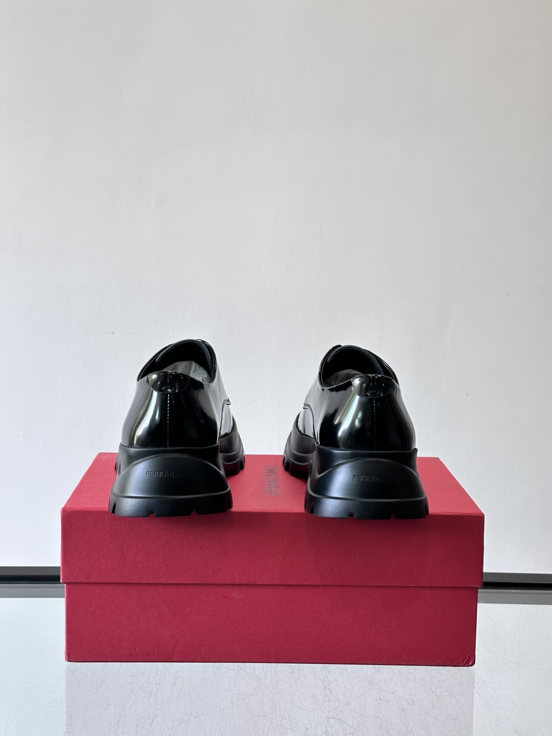 F🆕高端男士正装鞋休闲皮鞋，绅士臻享 型男必备 头层牛皮鞋面 皮质质感一览无余 小牛皮透气内里，橡胶大底