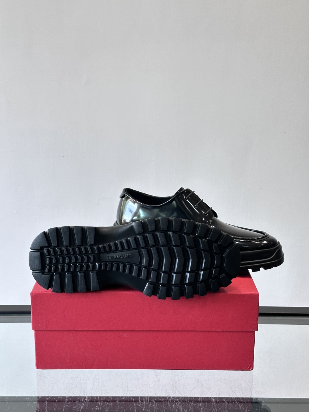 F🆕高端男士正装鞋休闲皮鞋，绅士臻享 型男必备 头层牛皮鞋面 皮质质感一览无余 小牛皮透气内里，橡胶大底