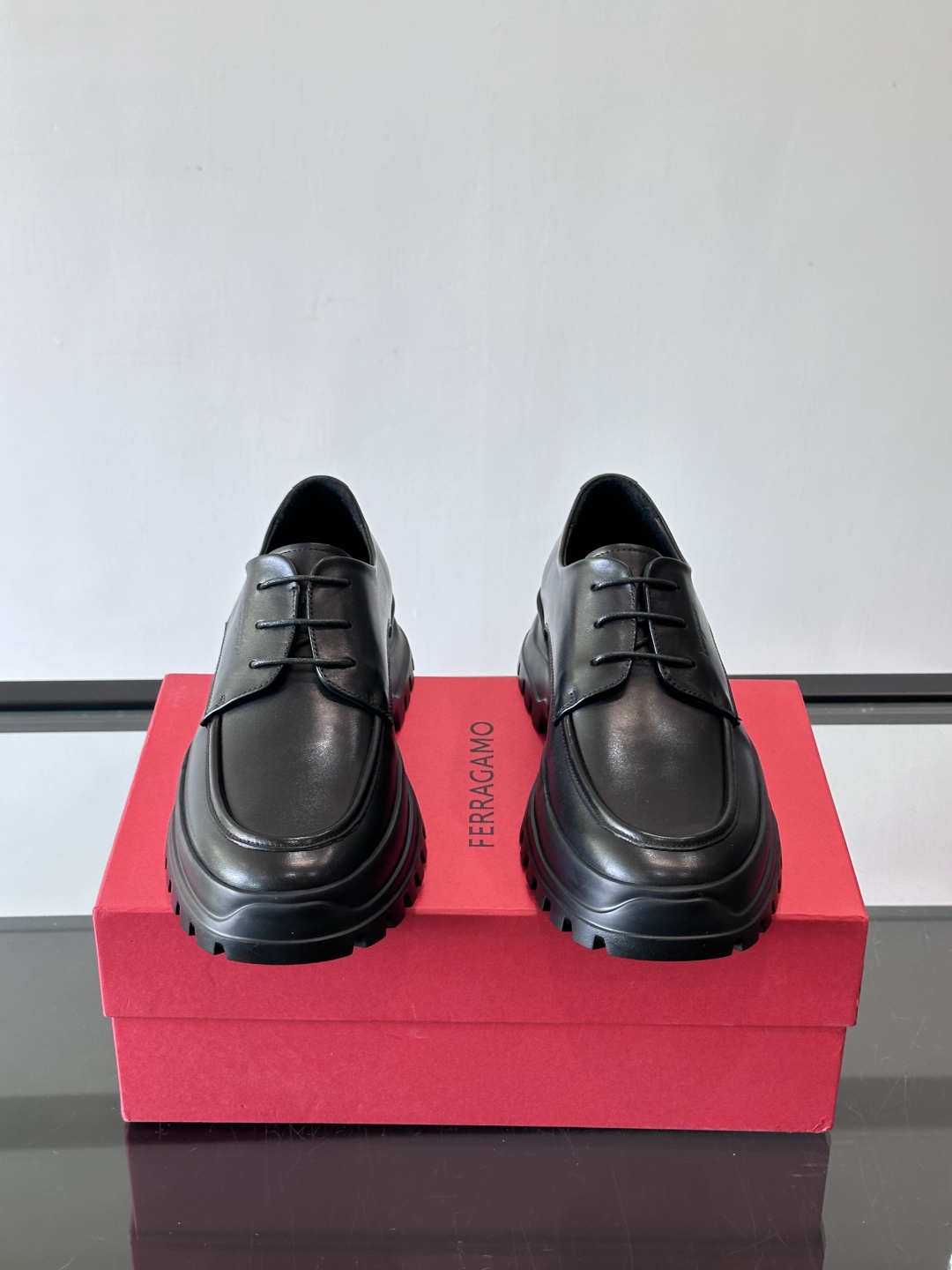 F🆕高端男士正装鞋休闲皮鞋，绅士臻享 型男必备 头层牛皮鞋面 皮质质感一览无余 小牛皮透气内里，橡胶大底