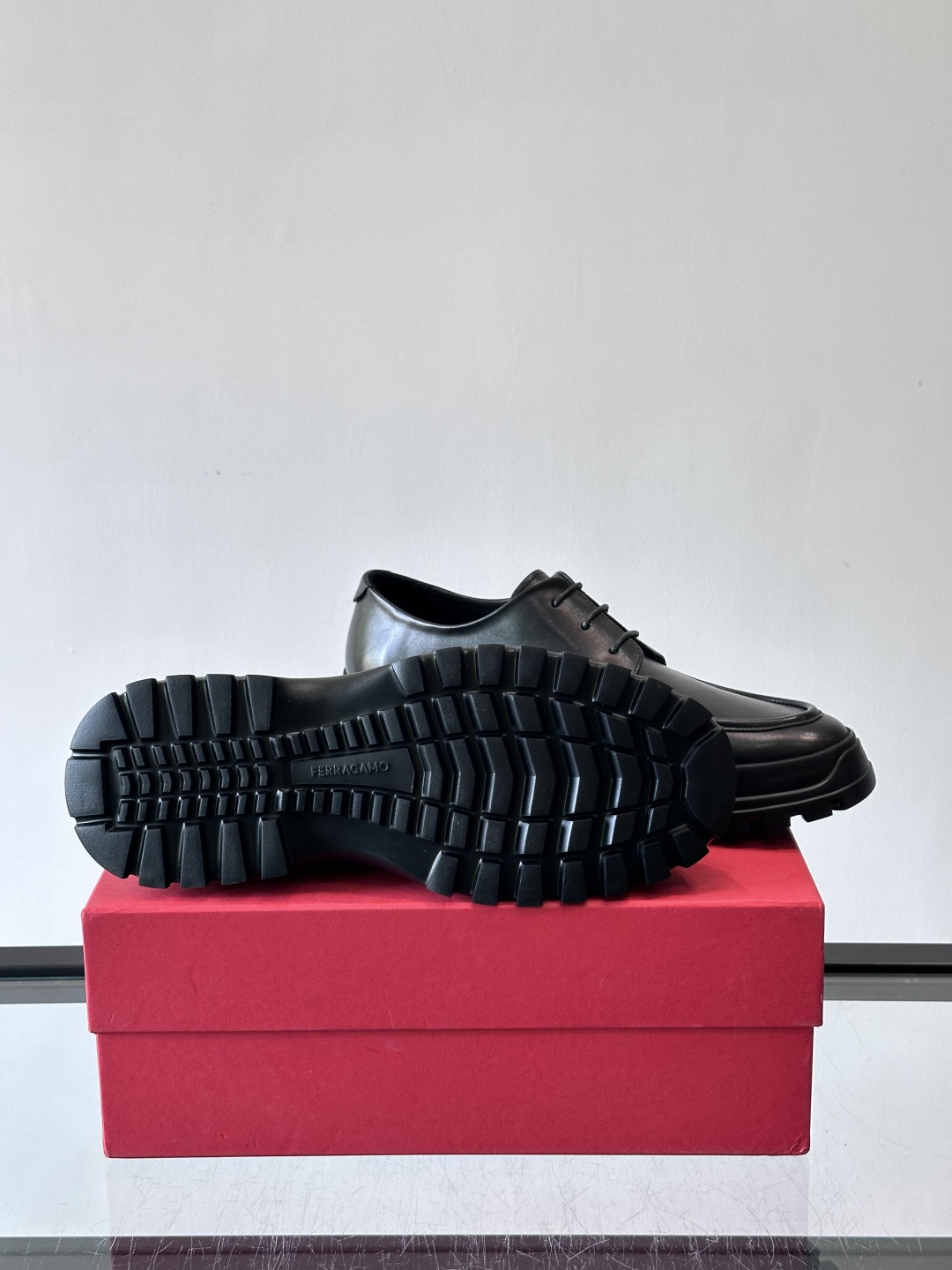 F🆕高端男士正装鞋休闲皮鞋，绅士臻享 型男必备 头层牛皮鞋面 皮质质感一览无余 小牛皮透气内里，橡胶大底