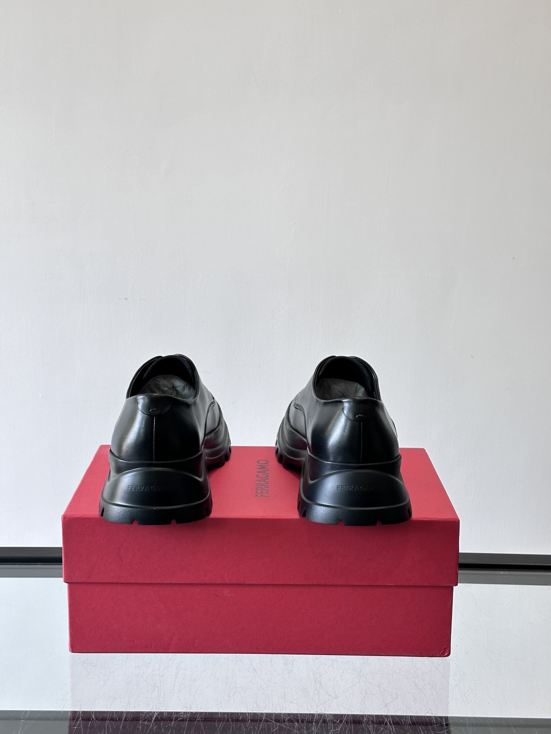 F🆕高端男士正装鞋休闲皮鞋，绅士臻享 型男必备 头层牛皮鞋面 皮质质感一览无余 小牛皮透气内里，橡胶大底