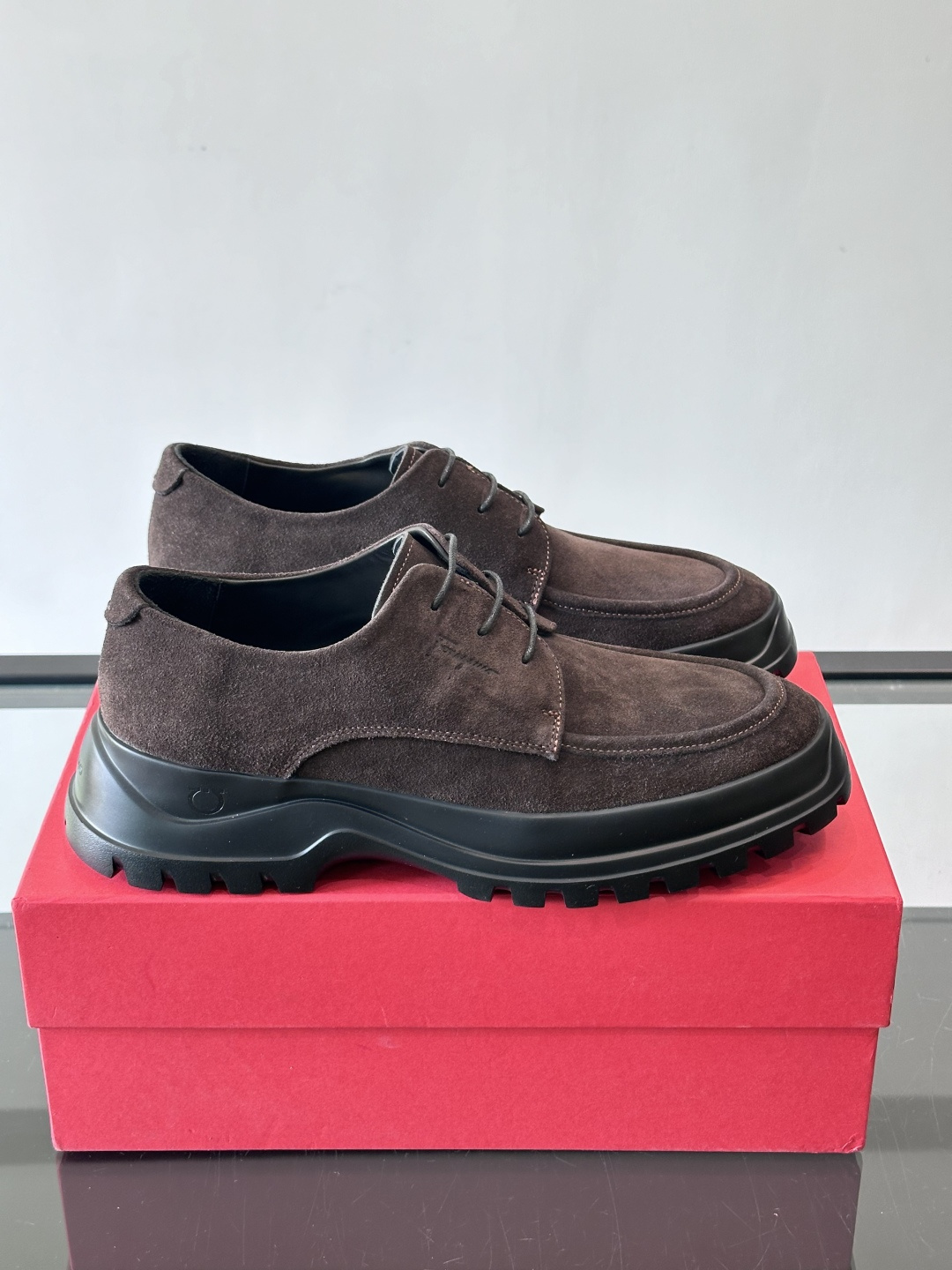 F🆕高端男士正装鞋休闲皮鞋，绅士臻享 型男必备 头层牛皮鞋面 皮质质感一览无余 小牛皮透气内里，橡胶大底