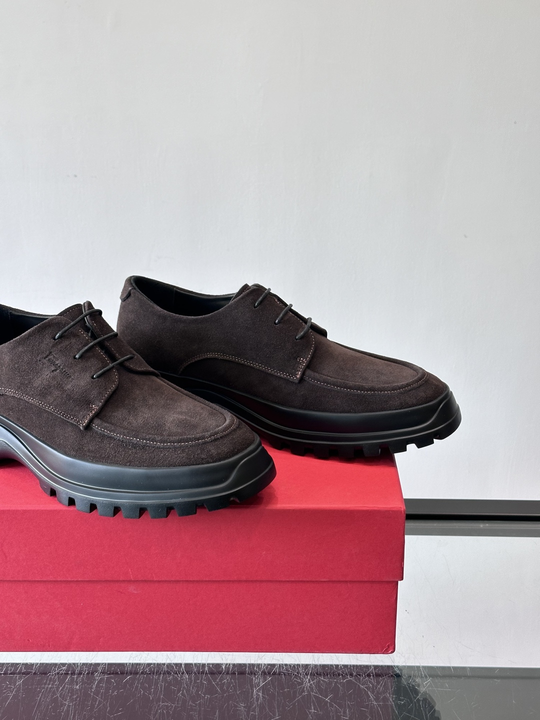 F🆕高端男士正装鞋休闲皮鞋，绅士臻享 型男必备 头层牛皮鞋面 皮质质感一览无余 小牛皮透气内里，橡胶大底