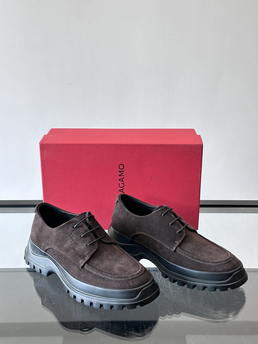 F🆕高端男士正装鞋休闲皮鞋，绅士臻享 型男必备 头层牛皮鞋面 皮质质感一览无余 小牛皮透气内里，橡胶大底