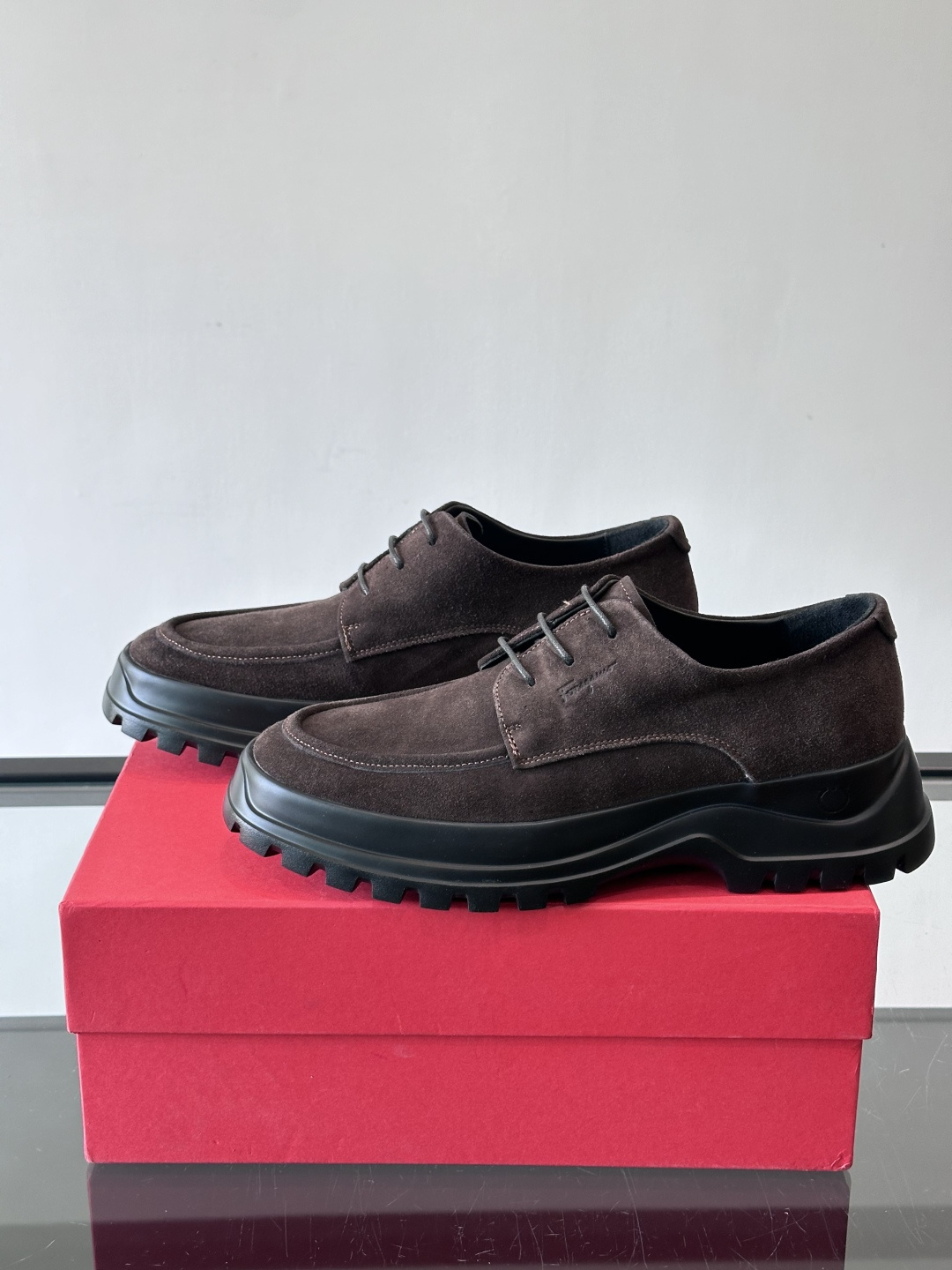 F🆕高端男士正装鞋休闲皮鞋，绅士臻享 型男必备 头层牛皮鞋面 皮质质感一览无余 小牛皮透气内里，橡胶大底