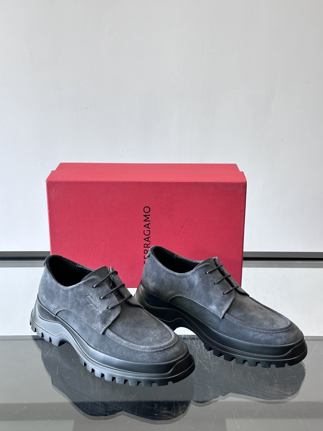 F🆕高端男士正装鞋休闲皮鞋，绅士臻享 型男必备 头层牛皮鞋面 皮质质感一览无余 小牛皮透气内里，橡胶大底